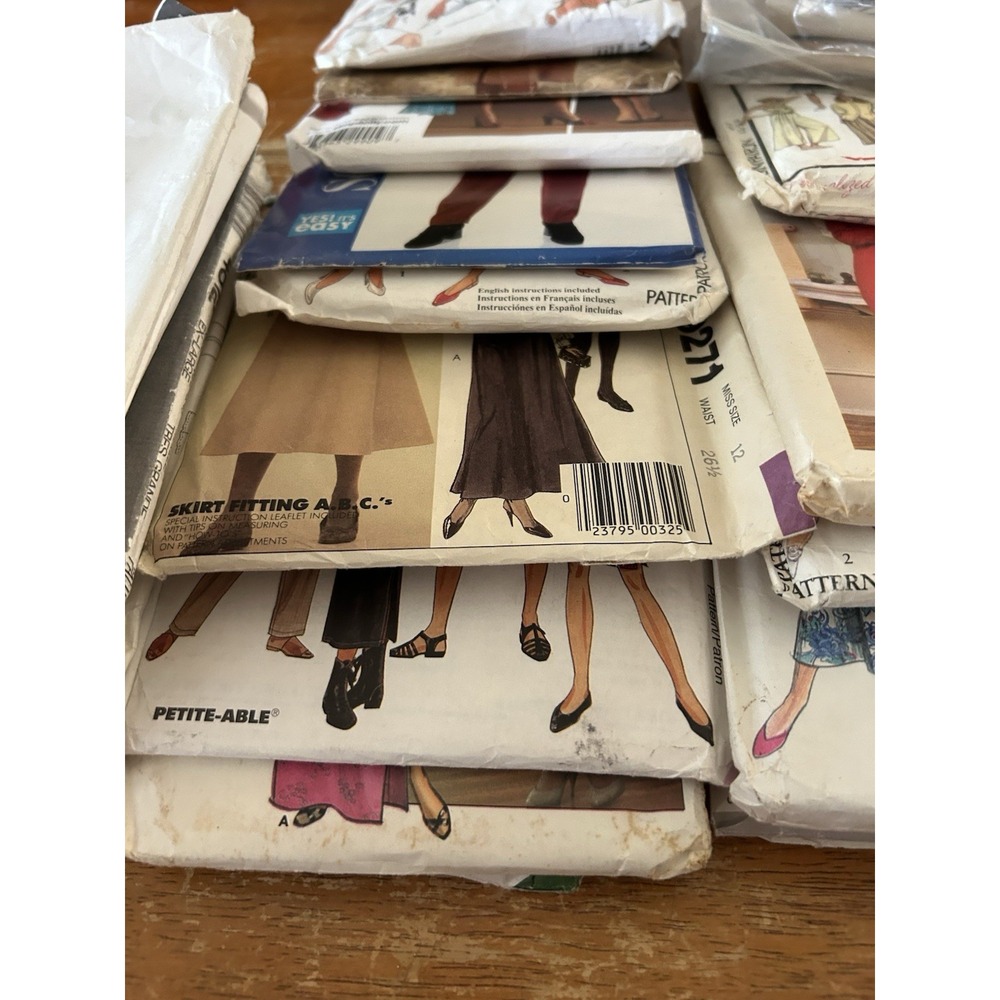 Patterns McCall's/ Simplicity/Butterick Variety 50ea Assorted Sizes 80s-90s Y2K